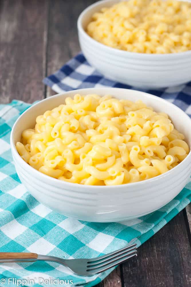 This gluten free one pot no drain mac n cheese is ready, start to finish, in 15 minutes. Easier than the box, and WAY better! Dairy-free option too. This recipe will change your life!