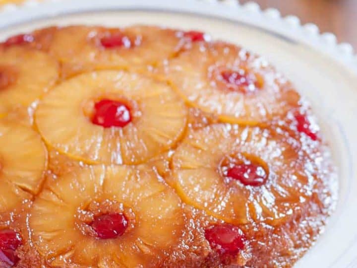 https://flippindelicious.com/wp-content/uploads/2016/09/gluten-free-pineapple-upside-down-cake-2-720x540.jpg