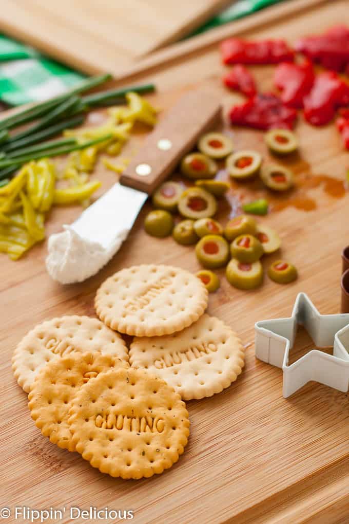 These Ugly Sweater Party Crackers are the perfect addition to your holiday party! Made gluten-free with Glutino Crackers.