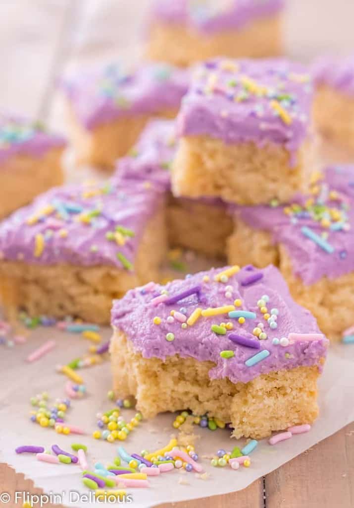 Gluten Free Sugar Cookie Bars- Everything you love about gluten free sugar cookies in an easier, lazier bar cookie. Dairy free and vegan recipe options.