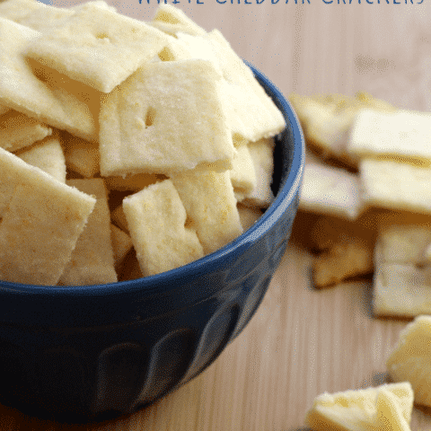 White Cheddar Crackers (Cheez-it Copycat Recipe)