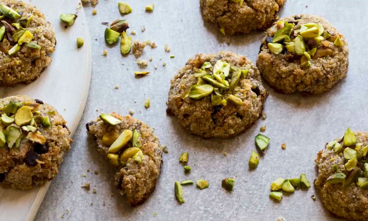 Crunchy Lemon Pistachio Quinoa Cookies.