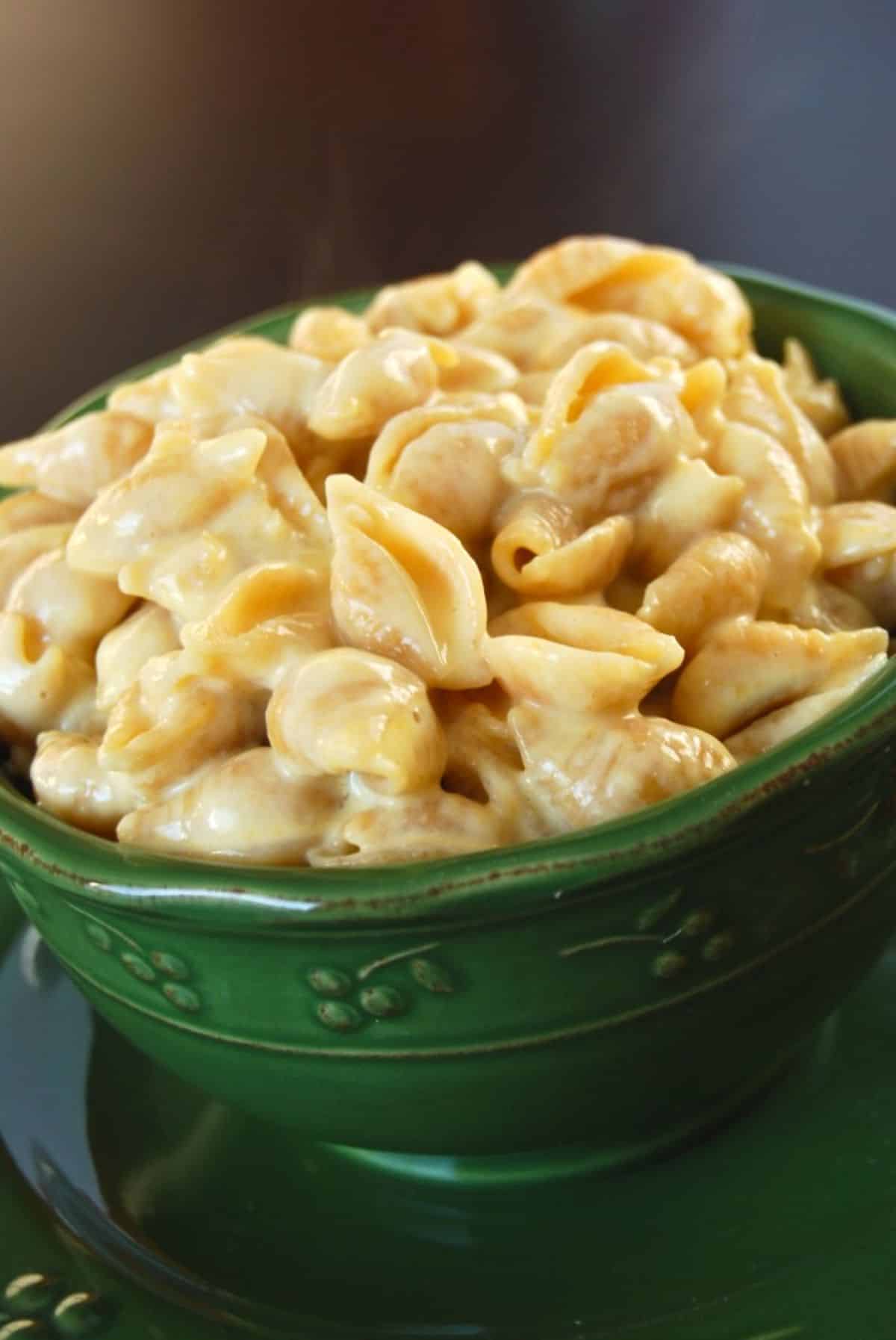 Delicious New Mac N’ Cheese in a green bowl.