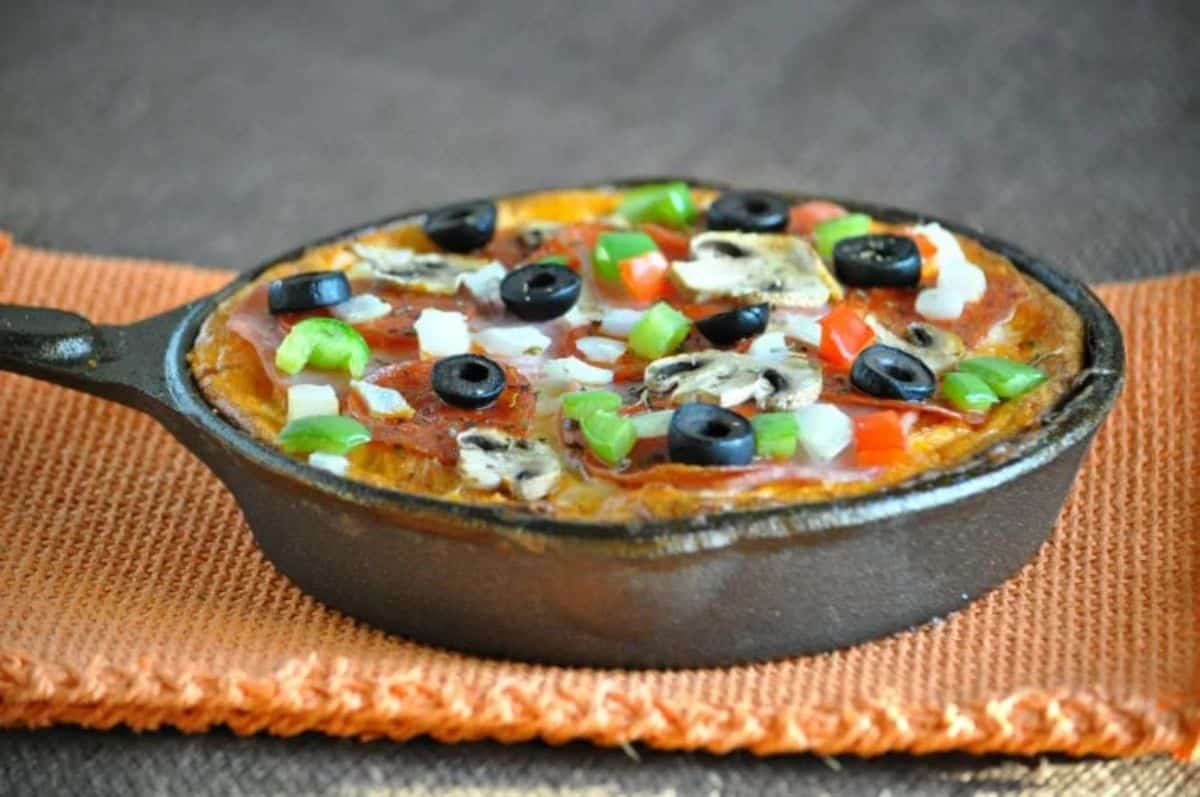 Gluten-free Pizza Frittata in a black skillet.